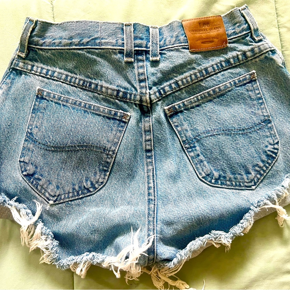 Lee shorts!